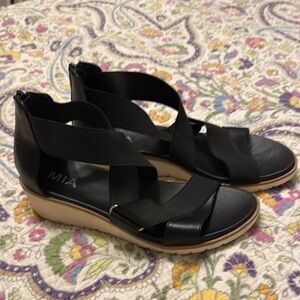 MIA Black Sandals